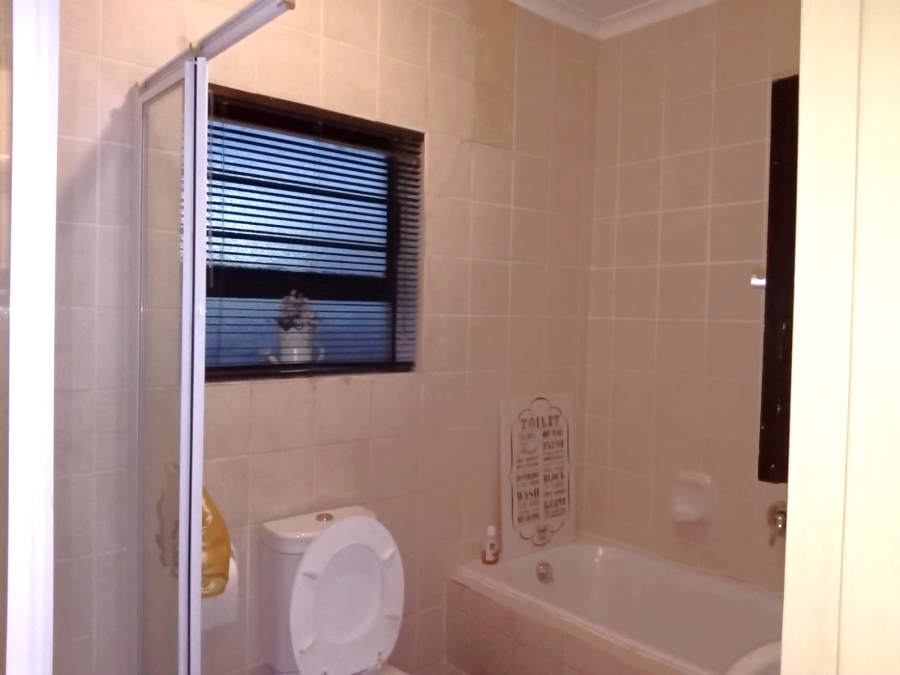 2 Bedroom Property for Sale in Fairview Golf Estate Western Cape